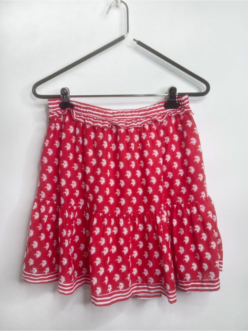 Vineyard Vines Tiered Ruffle Skirt in Tiny Palm Racing Red Size 16 NWT